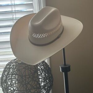 NWOT Elegant Atwood Stamford cowboy hat